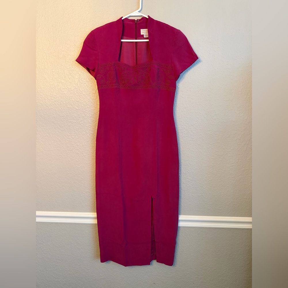 Adrianna Papell Silk Sheath Dress Magenta Embroidered Cap Sleeve Midi 10